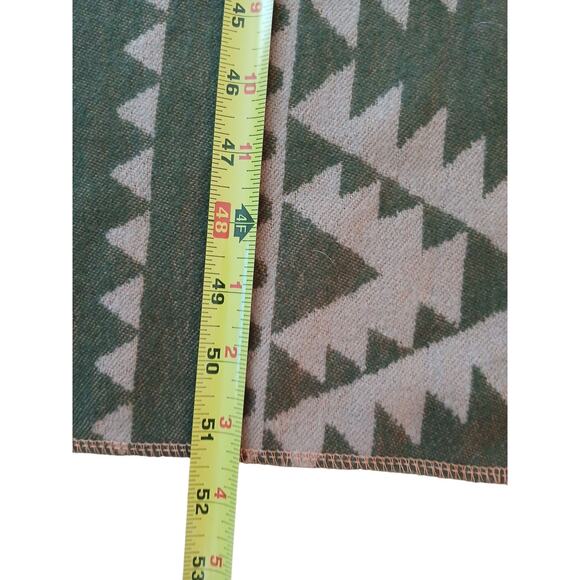 Reversible Aztec Cape Western Southwestern One Size Fits All Khaki Green Soft - Picture 14 of 16